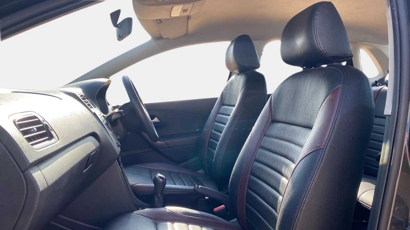 2018 Volkswagen Ameo COMFORTLINE 1.0L, Petrol, Manual, 27,412 km, Right Side Front Door Cabin
