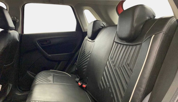 2020 Maruti Vitara Brezza VXI, Petrol, Manual, 24,819 km, Right Side Rear Door Cabin