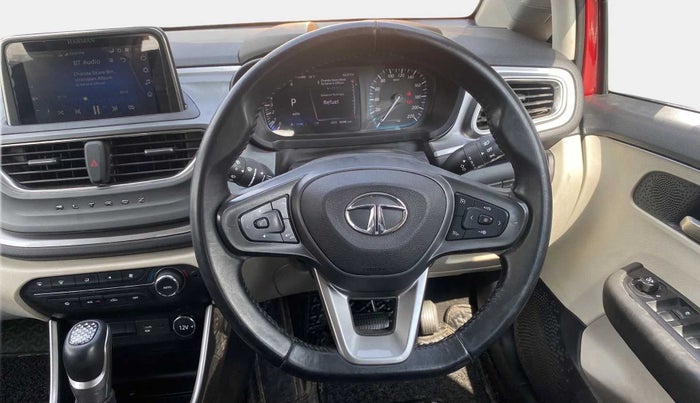 2022 Tata ALTROZ XZA PLUS, Petrol, Automatic, 33,124 km, Steering Wheel Close Up