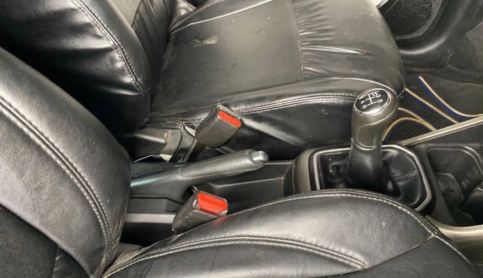 2019 Maruti IGNIS DELTA 1.2, Petrol, Manual, 95,044 km, Gear Lever