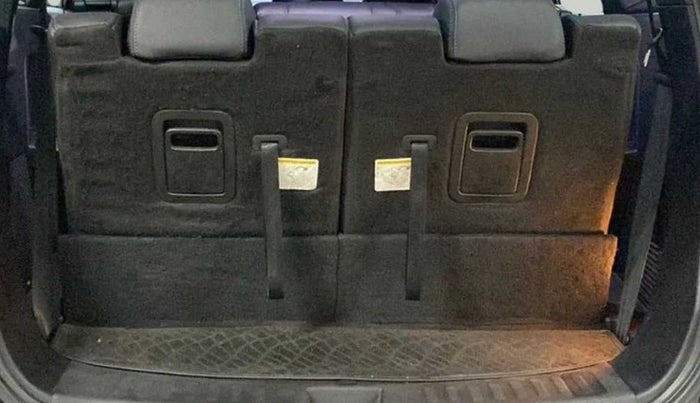 2022 Tata Safari XZ PLUS DARK EDITION, Diesel, Manual, 12,567 km, Boot Inside