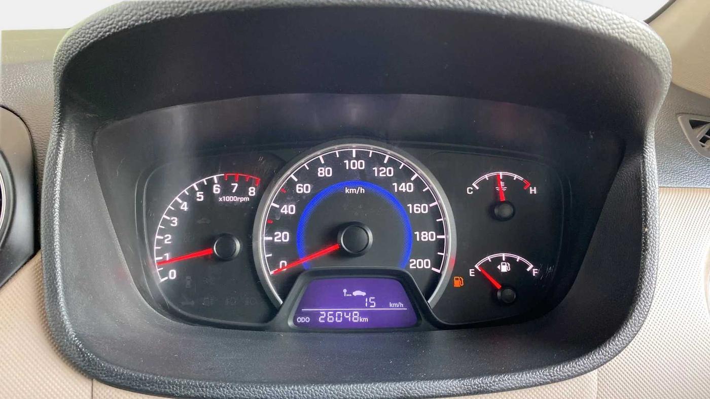 2017 Hyundai Grand i10 SPORTZ (O) 1.2 KAPPA VTVT, Petrol, Manual, 26,085 km, Odometer Image