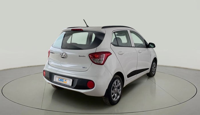 2017 Hyundai Grand i10 SPORTZ (O) 1.2 KAPPA VTVT, Petrol, Manual, 26,085 km, Right Back Diagonal