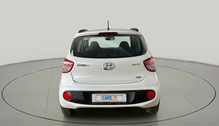 2017 Hyundai Grand i10 SPORTZ (O) 1.2 KAPPA VTVT, Petrol, Manual, 26,085 km, Back/Rear