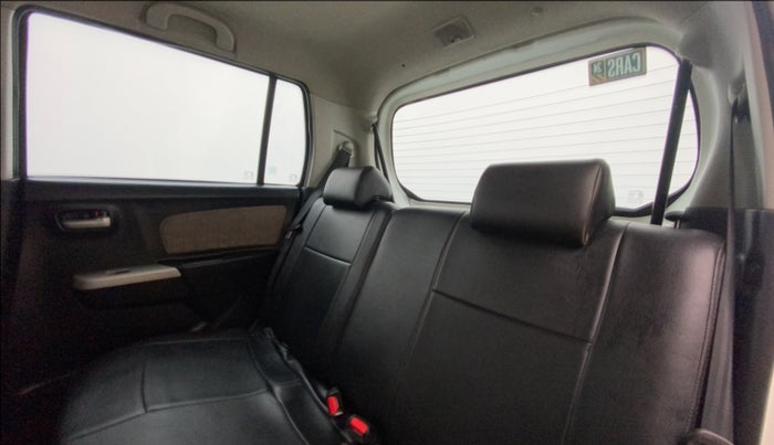 2013 Maruti Wagon R 1.0 VXI, Petrol, Manual, 66,819 km, Right Side Rear Door Cabin