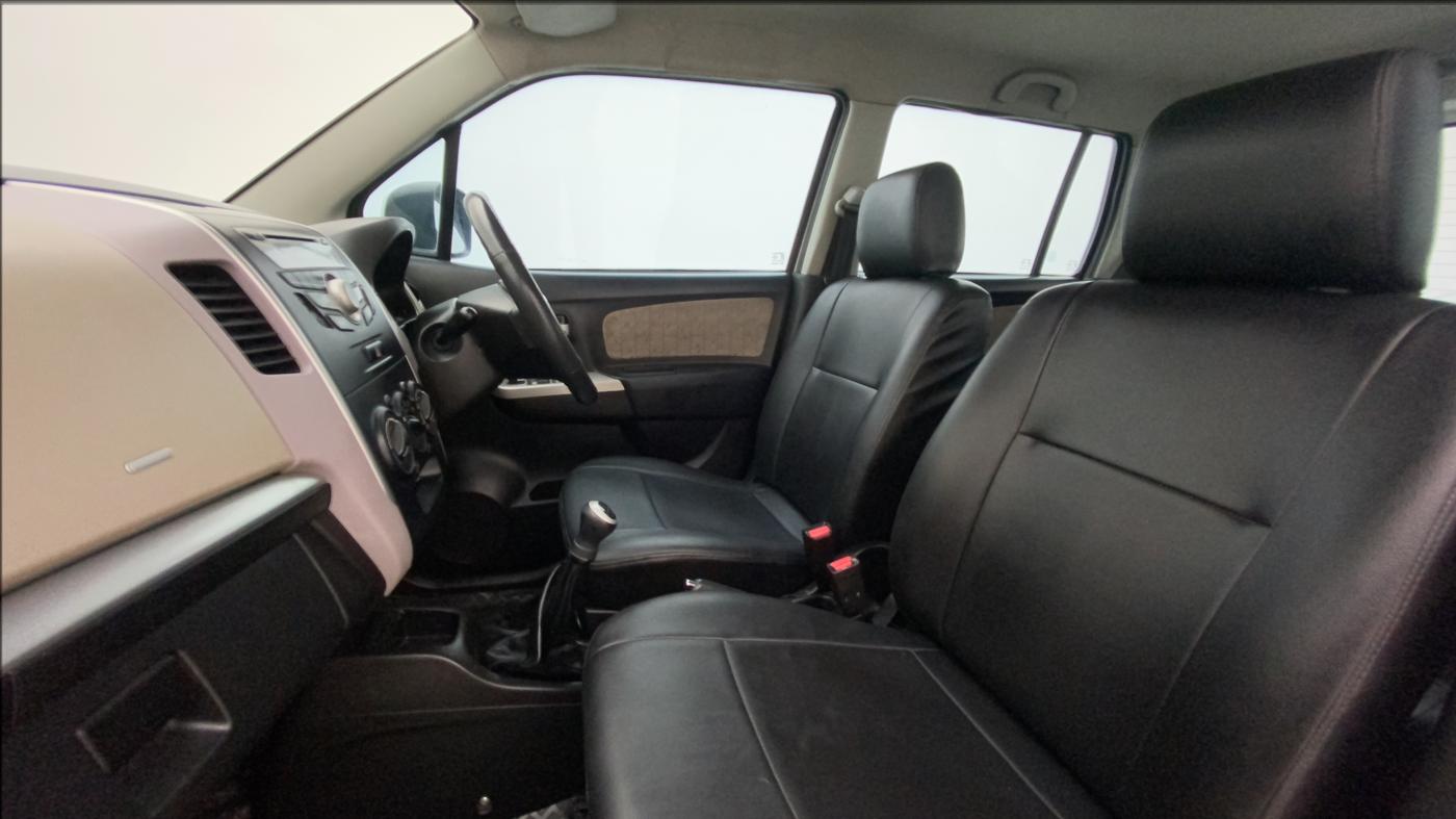 2013 Maruti Wagon R 1.0 VXI, Petrol, Manual, 66,819 km, Right Side Front Door Cabin