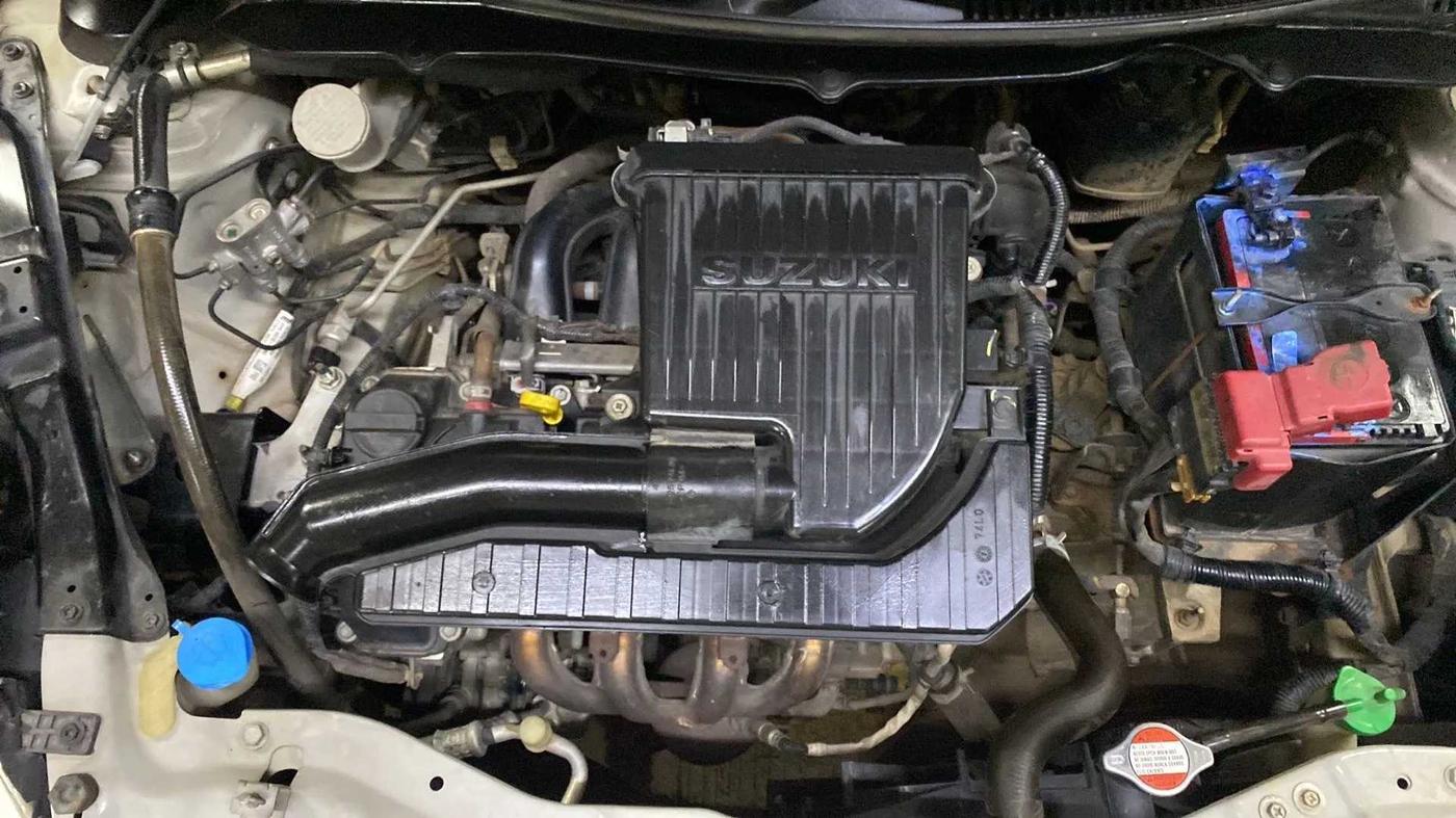 2017 Maruti Swift VXI, Petrol, Manual, 74,579 km, Open Bonet