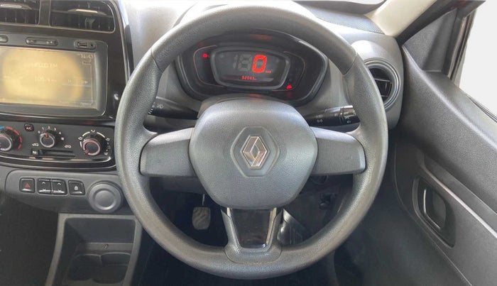 2016 Renault Kwid RXT 1.0, Petrol, Manual, 92,135 km, Steering Wheel Close Up