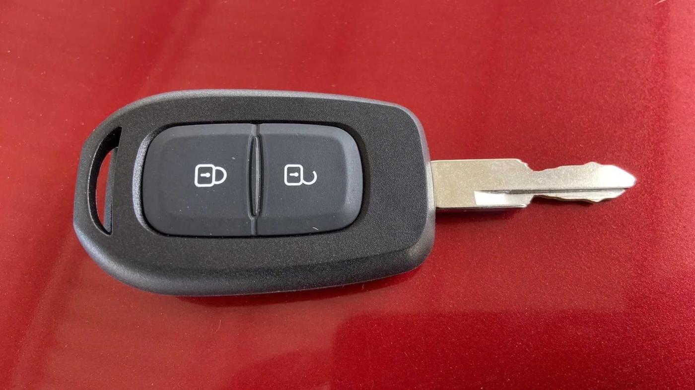 2016 Renault Kwid RXT 1.0, Petrol, Manual, 92,135 km, Key Close Up