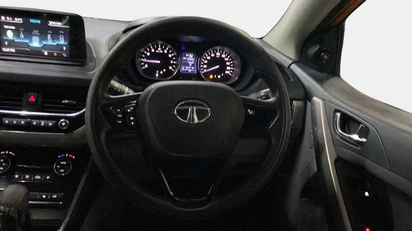 2018 Tata NEXON XZA PLUS PETROL, Petrol, Automatic, 34,161 km, Steering Wheel Close Up