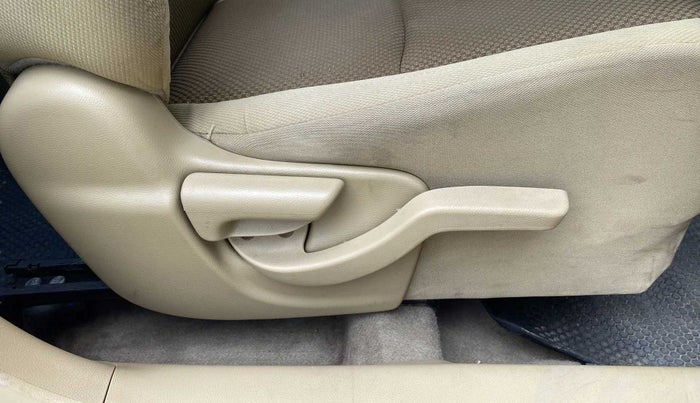 2015 Honda Brio VX AT, Petrol, Automatic, 37,165 km, Driver Side Adjustment Panel