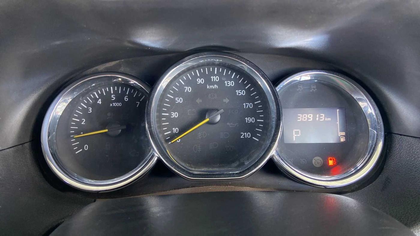 2019 Renault Duster RXS CVT, Petrol, Automatic, 39,075 km, Odometer Image
