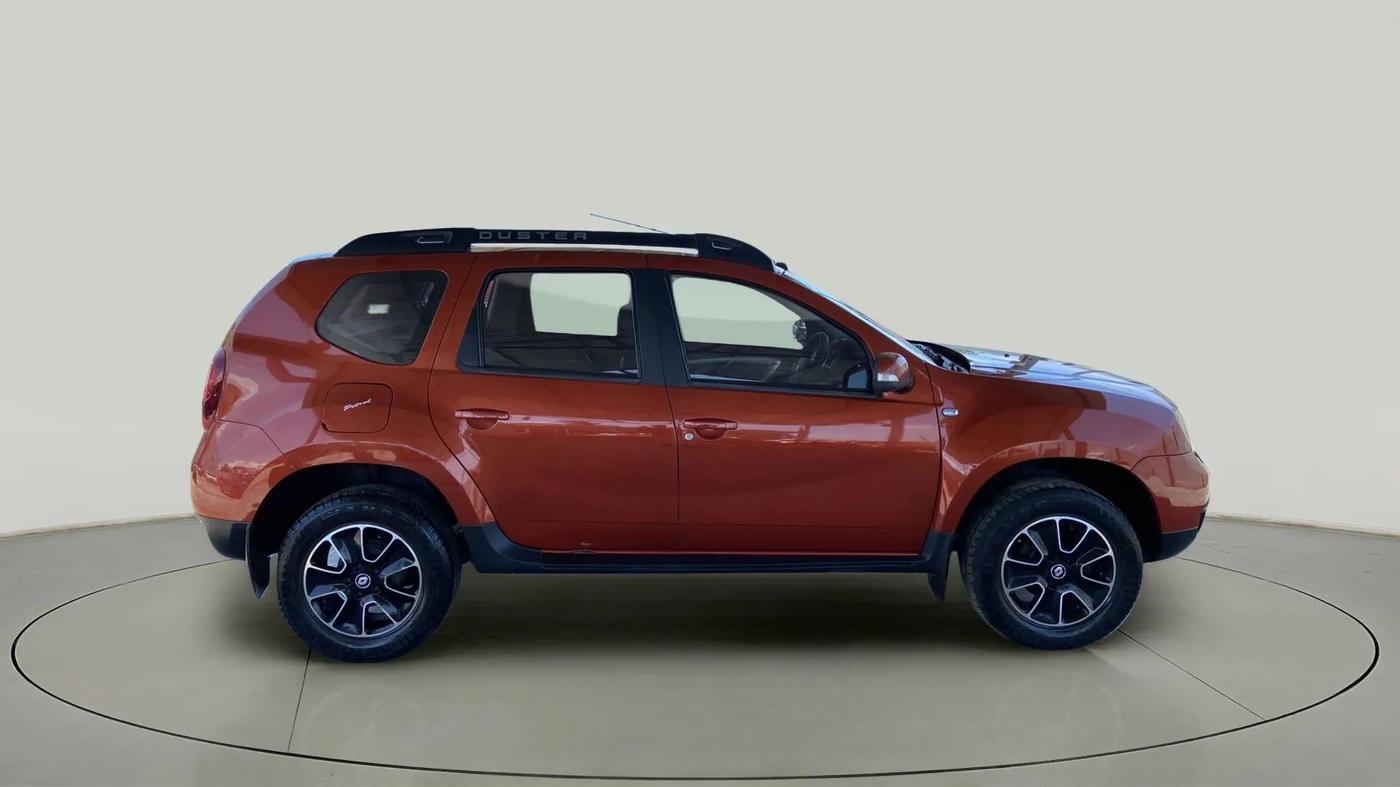 2019 Renault Duster RXS CVT, Petrol, Automatic, 39,075 km, Right Side View