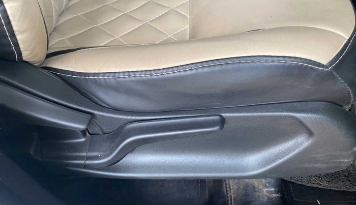 2021 Honda Amaze 1.2L I-VTEC VX, Petrol, Manual, 45,323 km, Driver Side Adjustment Panel