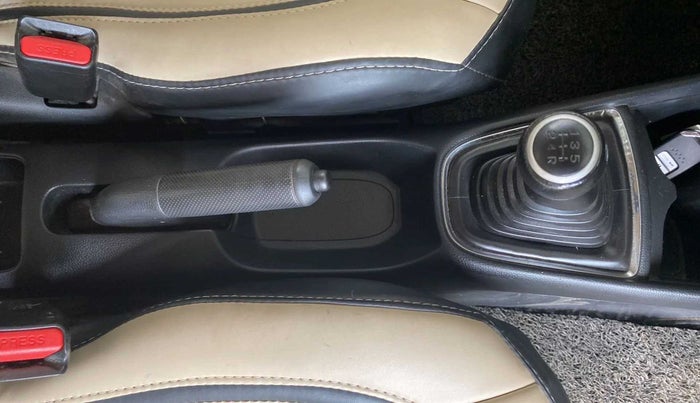 2021 Honda Amaze 1.2L I-VTEC VX, Petrol, Manual, 45,323 km, Gear Lever