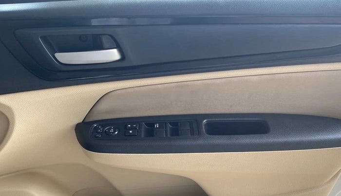 2021 Honda Amaze 1.2L I-VTEC VX, Petrol, Manual, 45,323 km, Driver Side Door Panels Control