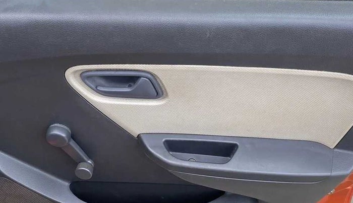 2016 Maruti Alto K10 LXI, Petrol, Manual, 57,787 km, Driver Side Door Panels Control