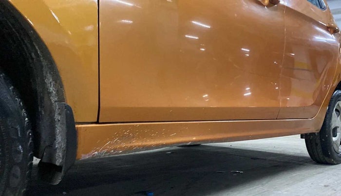 2016 Tata Tiago XZ PETROL, Petrol, Manual, 33,711 km, Left running board - Slightly dented