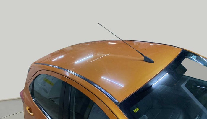 2016 Tata Tiago XZ PETROL, Petrol, Manual, 33,711 km, Roof