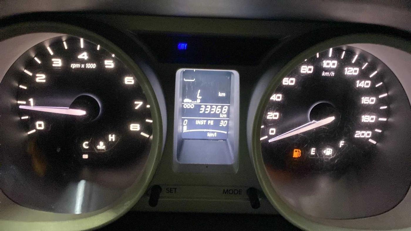 2016 Tata Tiago XZ PETROL, Petrol, Manual, 33,711 km, Odometer Image