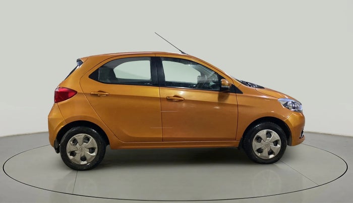 2016 Tata Tiago XZ PETROL, Petrol, Manual, 33,711 km, Right Side View