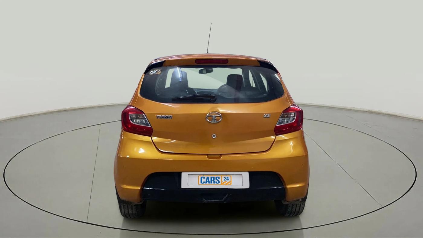 2016 Tata Tiago XZ PETROL, Petrol, Manual, 33,711 km, Back/Rear