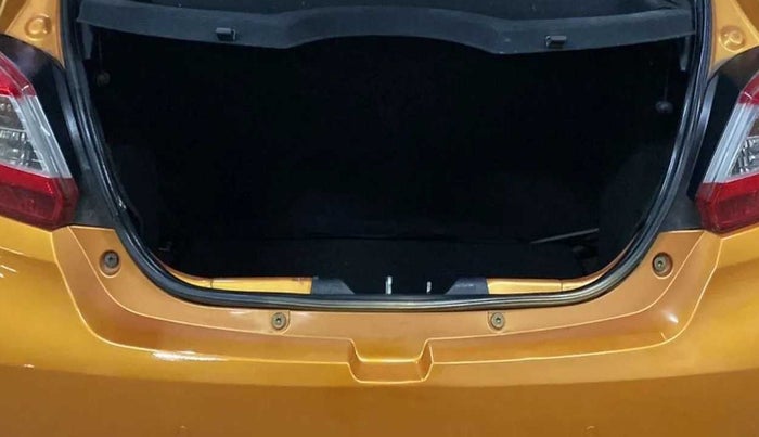 2016 Tata Tiago XZ PETROL, Petrol, Manual, 33,711 km, Boot Inside