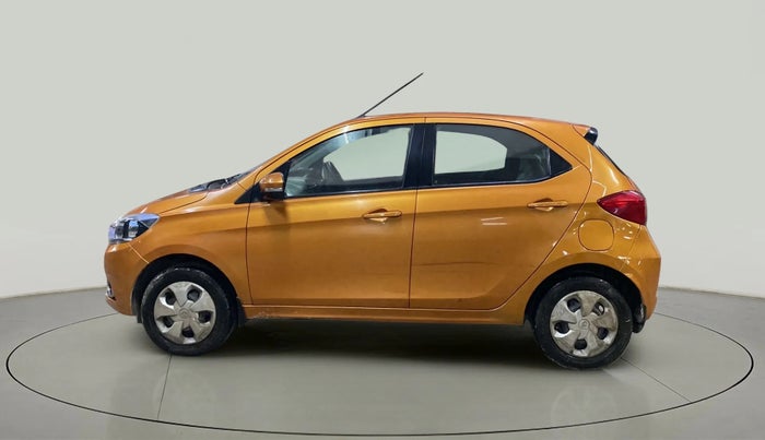 2016 Tata Tiago XZ PETROL, Petrol, Manual, 33,711 km, Left Side