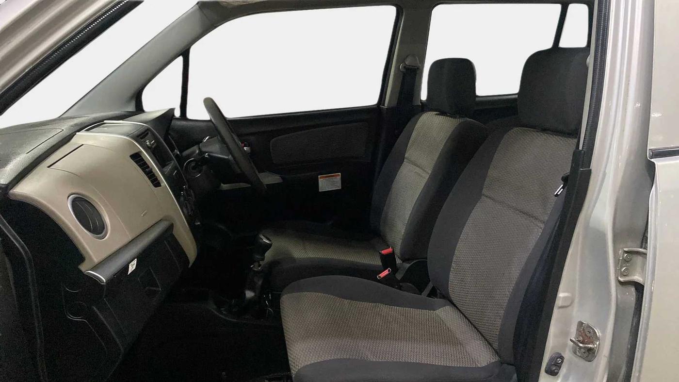 2013 Maruti Wagon R 1.0 LXI CNG, CNG, Manual, 64,555 km, Right Side Front Door Cabin