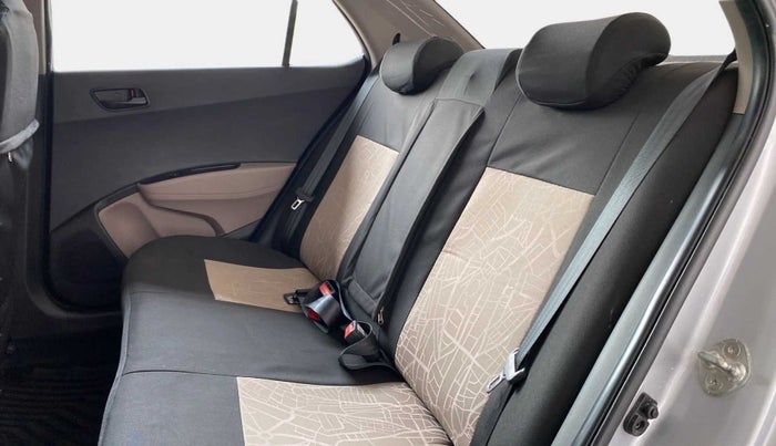 2019 Hyundai Xcent S 1.2, Petrol, Manual, 26,657 km, Right Side Rear Door Cabin