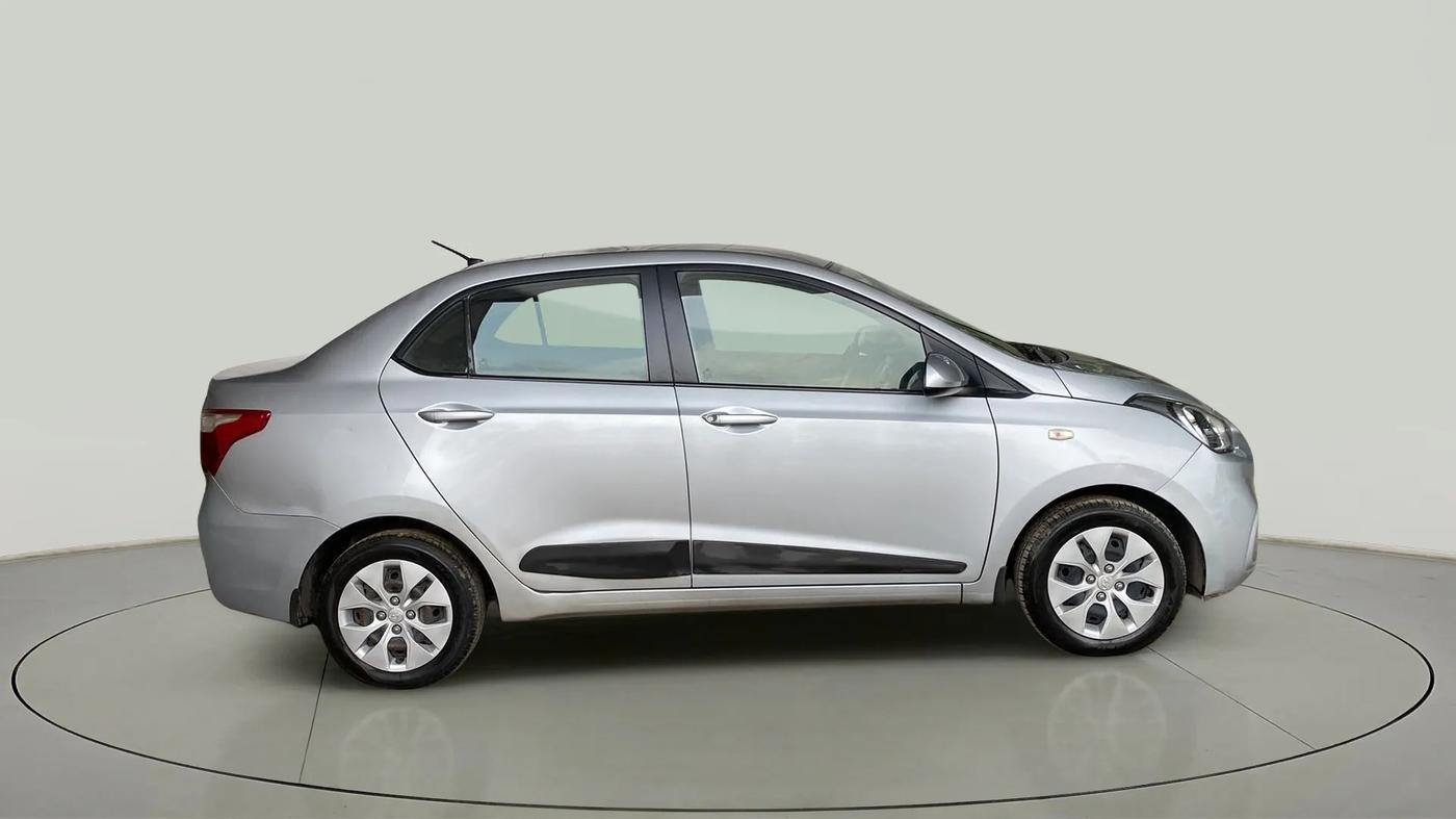 2019 Hyundai Xcent S 1.2, Petrol, Manual, 26,657 km, Right Side View