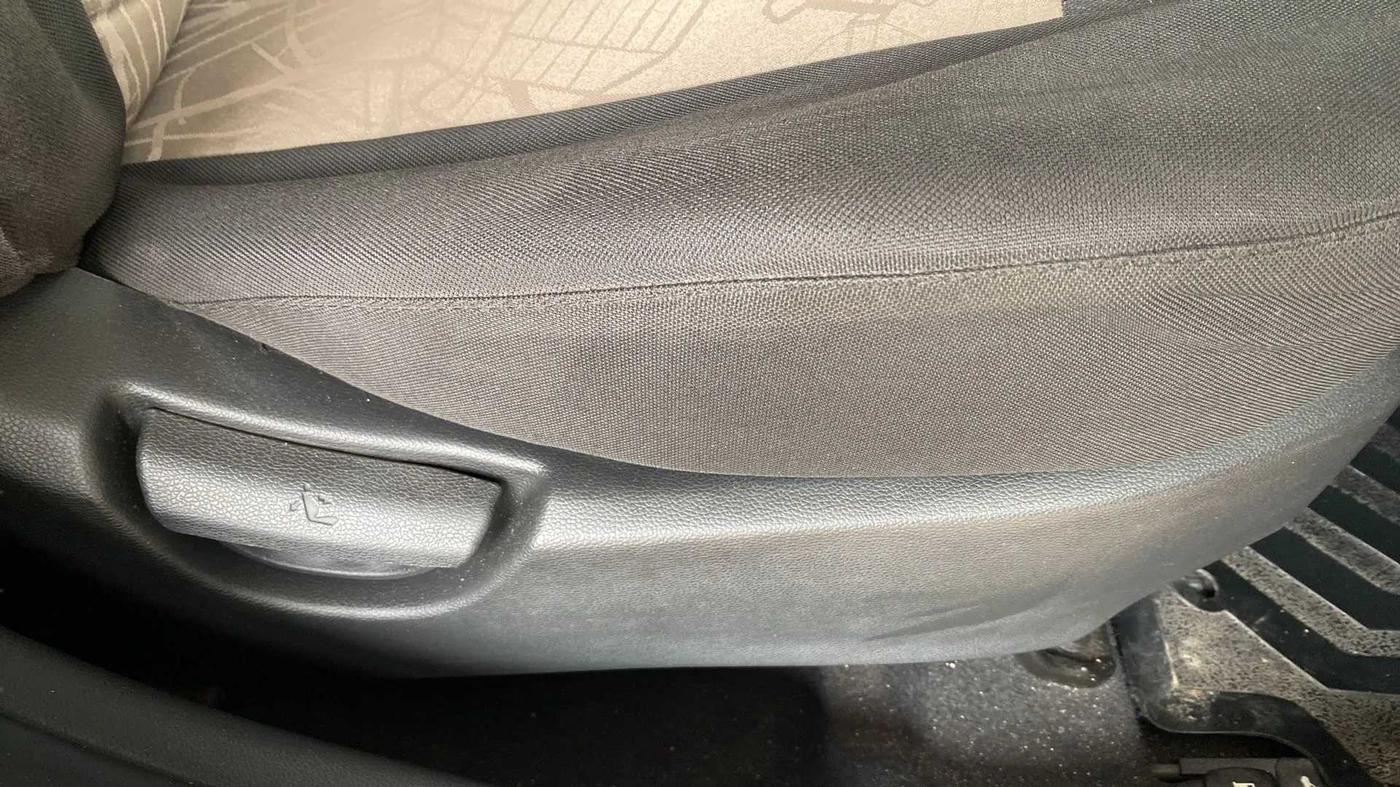2019 Hyundai Xcent S 1.2, Petrol, Manual, 26,657 km, Driver Side Adjustment Panel