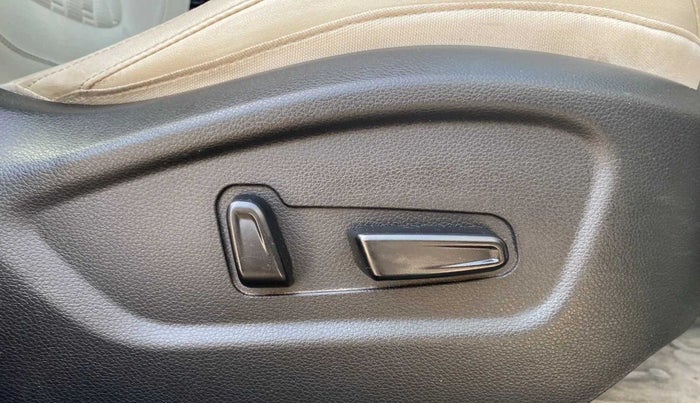 2019 KIA SELTOS HTX PLUS AT1.5 DIESEL, Diesel, Automatic, 56,631 km, Driver Side Adjustment Panel