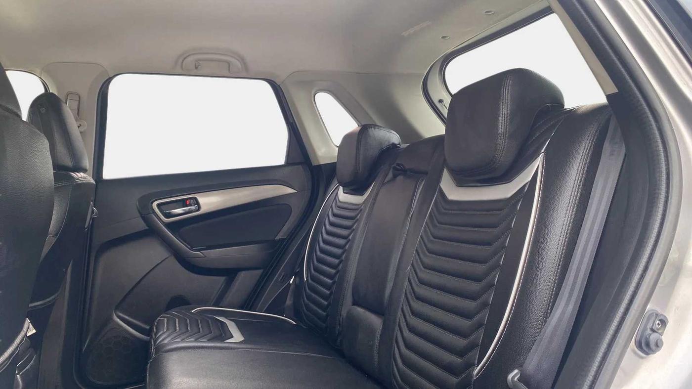2019 Maruti Vitara Brezza ZDI PLUS, Diesel, Manual, 31,348 km, Right Side Rear Door Cabin
