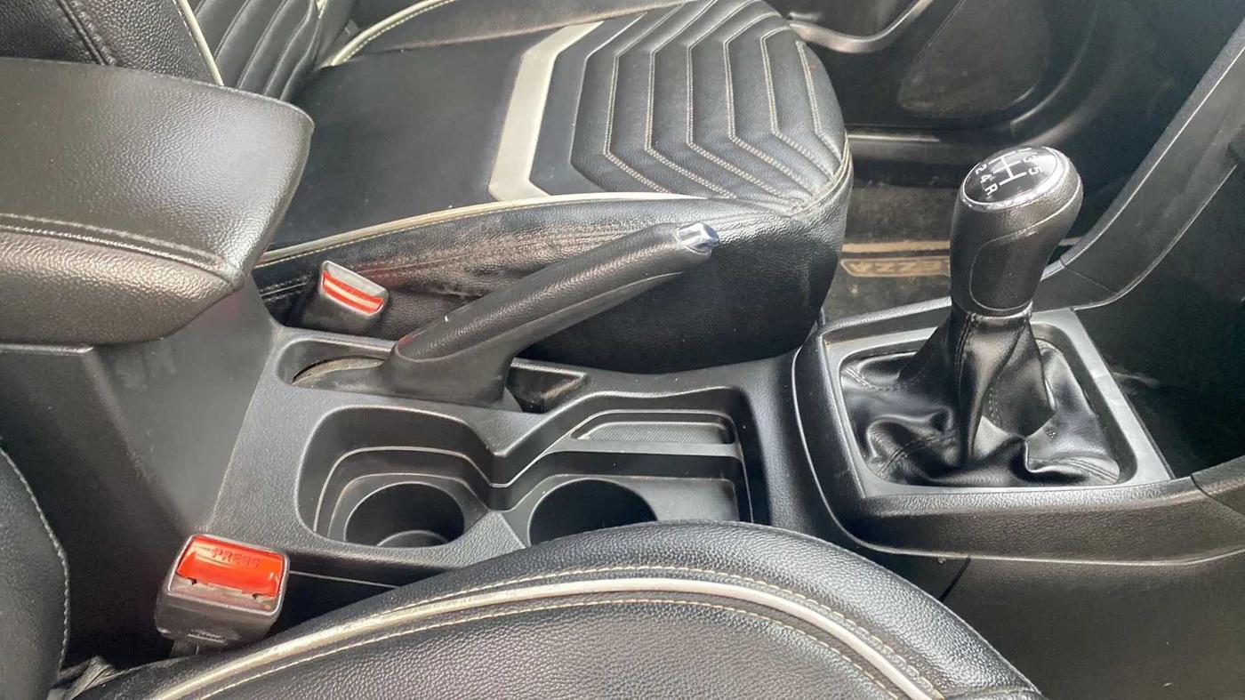 2019 Maruti Vitara Brezza ZDI PLUS, Diesel, Manual, 31,348 km, Gear Lever