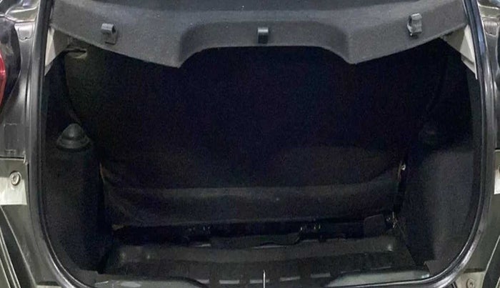 2023 Tata PUNCH  ACCOMPLISHED AMT CAMO EDITION, Petrol, Automatic, 1,329 km, Boot Inside