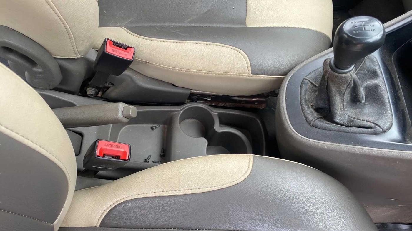 2014 Hyundai i10 ERA 1.1, Petrol, Manual, 48,622 km, Gear Lever