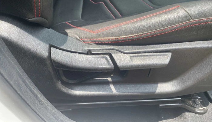 2021 KIA SELTOS HTK PLUS 1.5, Petrol, Manual, 23,674 km, Driver Side Adjustment Panel