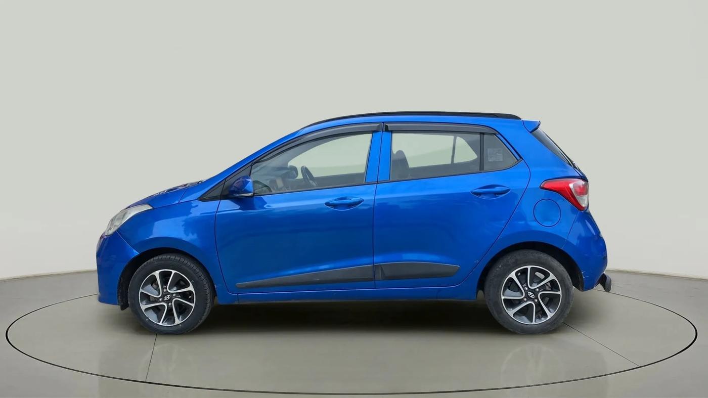 2017 Hyundai Grand i10 SPORTZ (O) AT 1.2 KAPPA VTVT, Petrol, Automatic, 97,291 km, Left Side