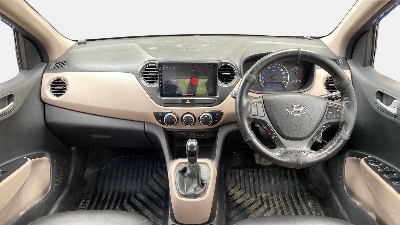 2017 Hyundai Grand i10 SPORTZ (O) AT 1.2 KAPPA VTVT, Petrol, Automatic, 97,291 km, Dashboard
