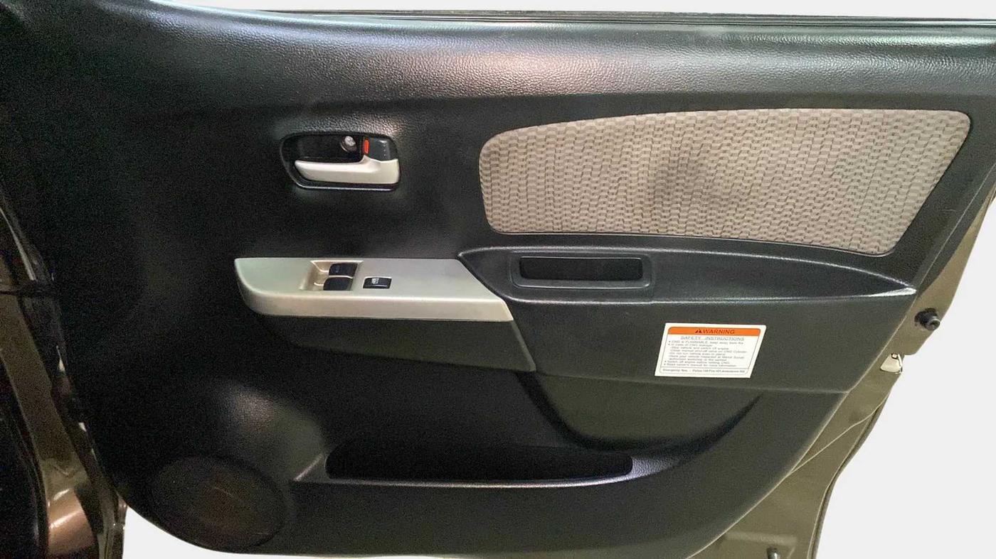 2015 Maruti Wagon R 1.0 LXI CNG, CNG, Manual, 52,646 km, Driver Side Door Panels Control