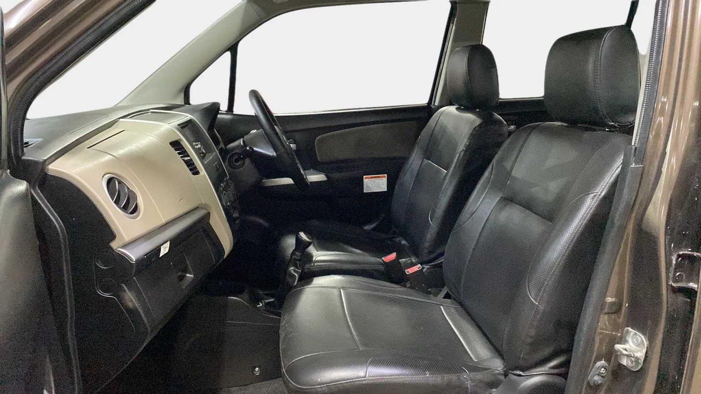 2015 Maruti Wagon R 1.0 LXI CNG, CNG, Manual, 52,646 km, Right Side Front Door Cabin