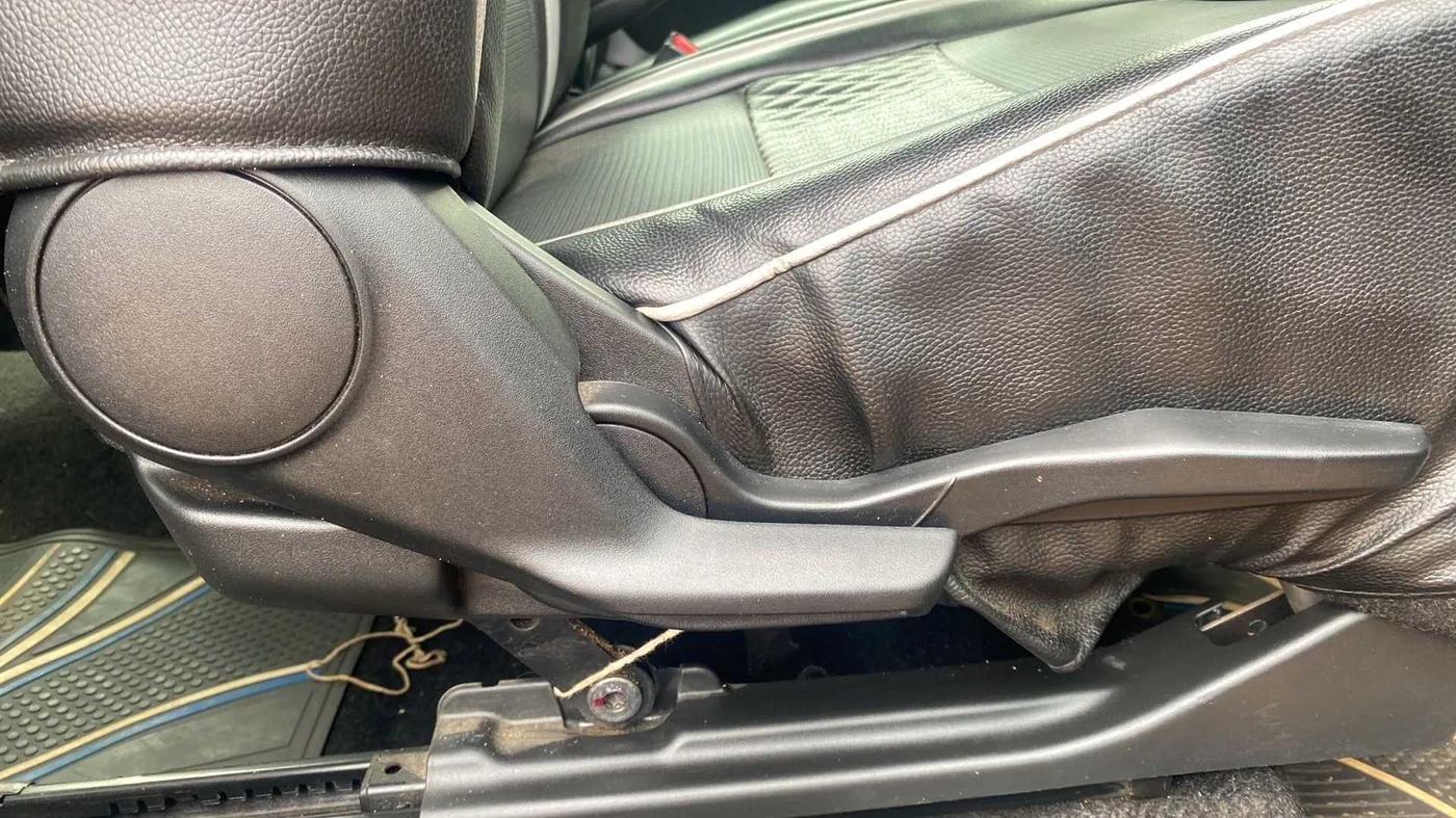 2018 Maruti Baleno ALPHA CVT PETROL 1.2, CNG, Automatic, 24,368 km, Driver Side Adjustment Panel