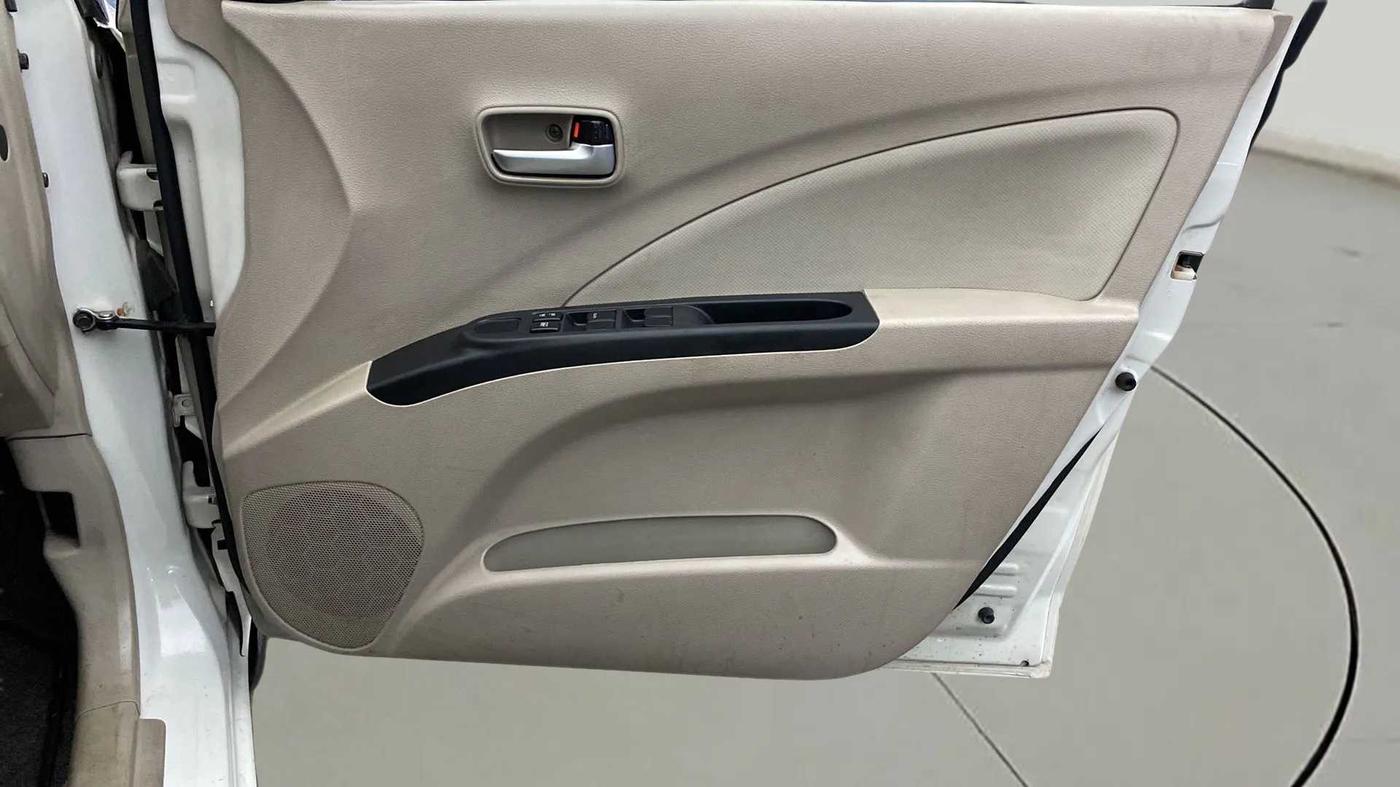 2019 Maruti Celerio VXI CNG, CNG, Manual, 43,562 km, Driver Side Door Panels Control