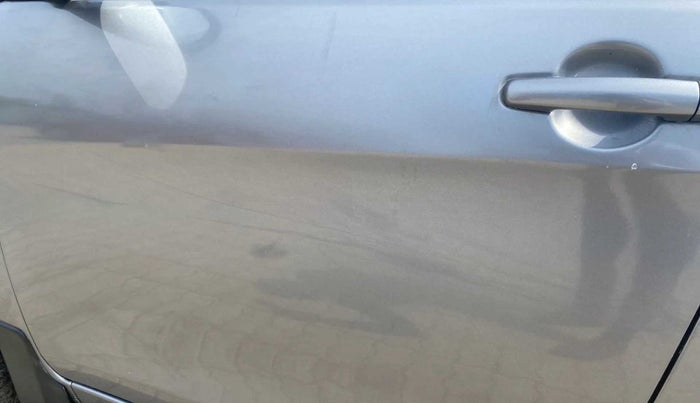 2017 Maruti Celerio VXI (O) CNG, CNG, Manual, 78,298 km, Front passenger door - Minor scratches