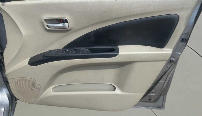 2017 Maruti Celerio VXI (O) CNG, CNG, Manual, 78,298 km, Driver Side Door Panels Control