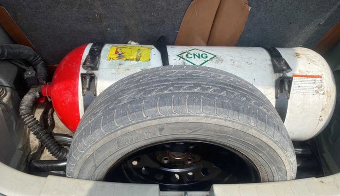 2017 Maruti Celerio VXI (O) CNG, CNG, Manual, 78,298 km, Dicky (Boot door) - Tool missing