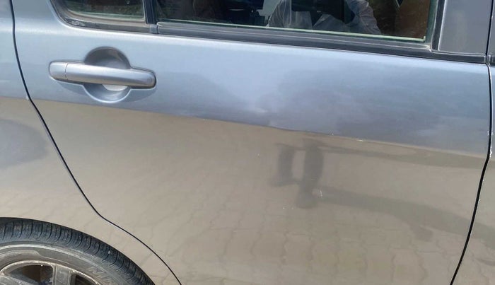 2017 Maruti Celerio VXI (O) CNG, CNG, Manual, 78,298 km, Right rear door - Slightly dented