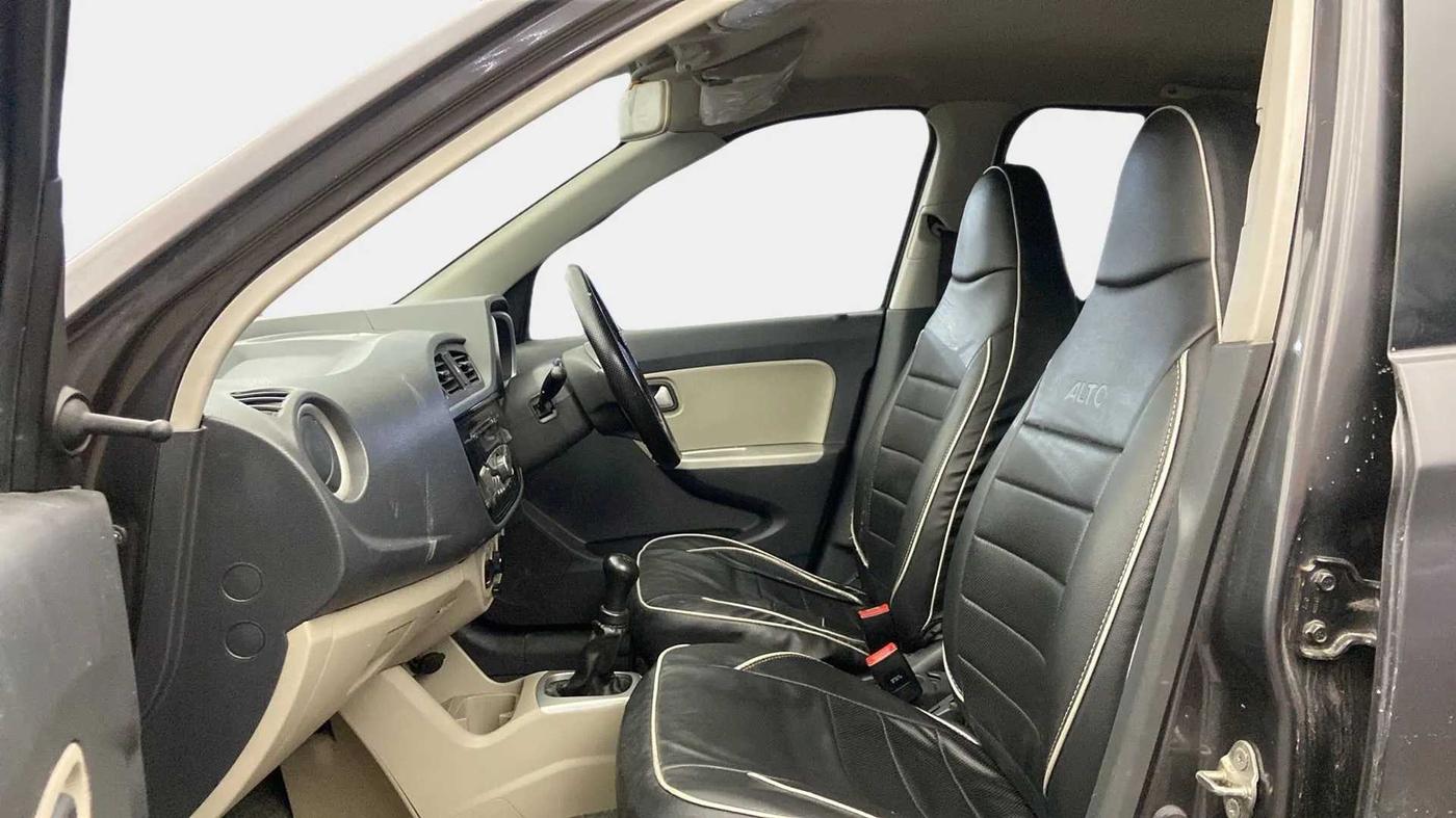 2018 Maruti Alto K10 VXI, Petrol, Manual, 52,966 km, Right Side Front Door Cabin