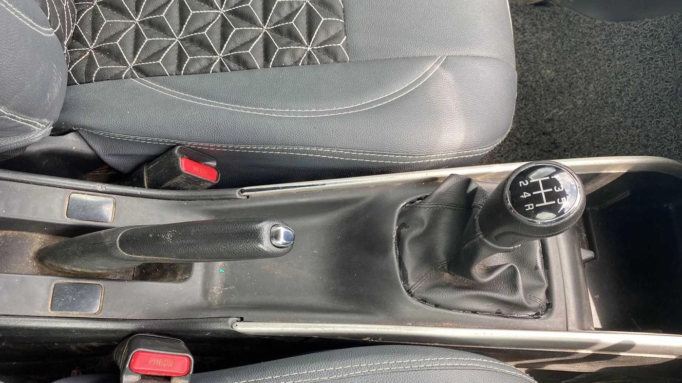 2018 Maruti Baleno ALPHA PETROL 1.2, Petrol, Manual, 77,425 km, Gear Lever